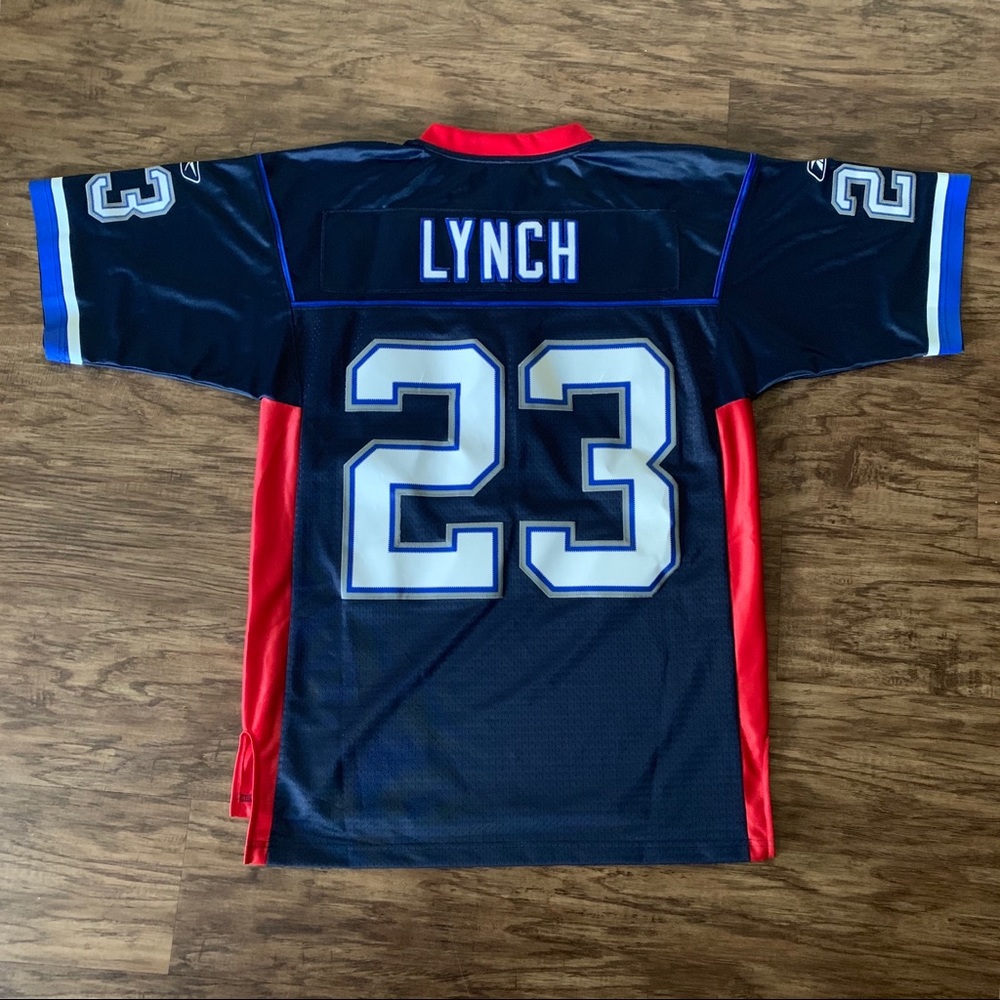 SOLD ‼️ Buffalo Bills Marshawn Lynch Jersey - Picture 2 of 5